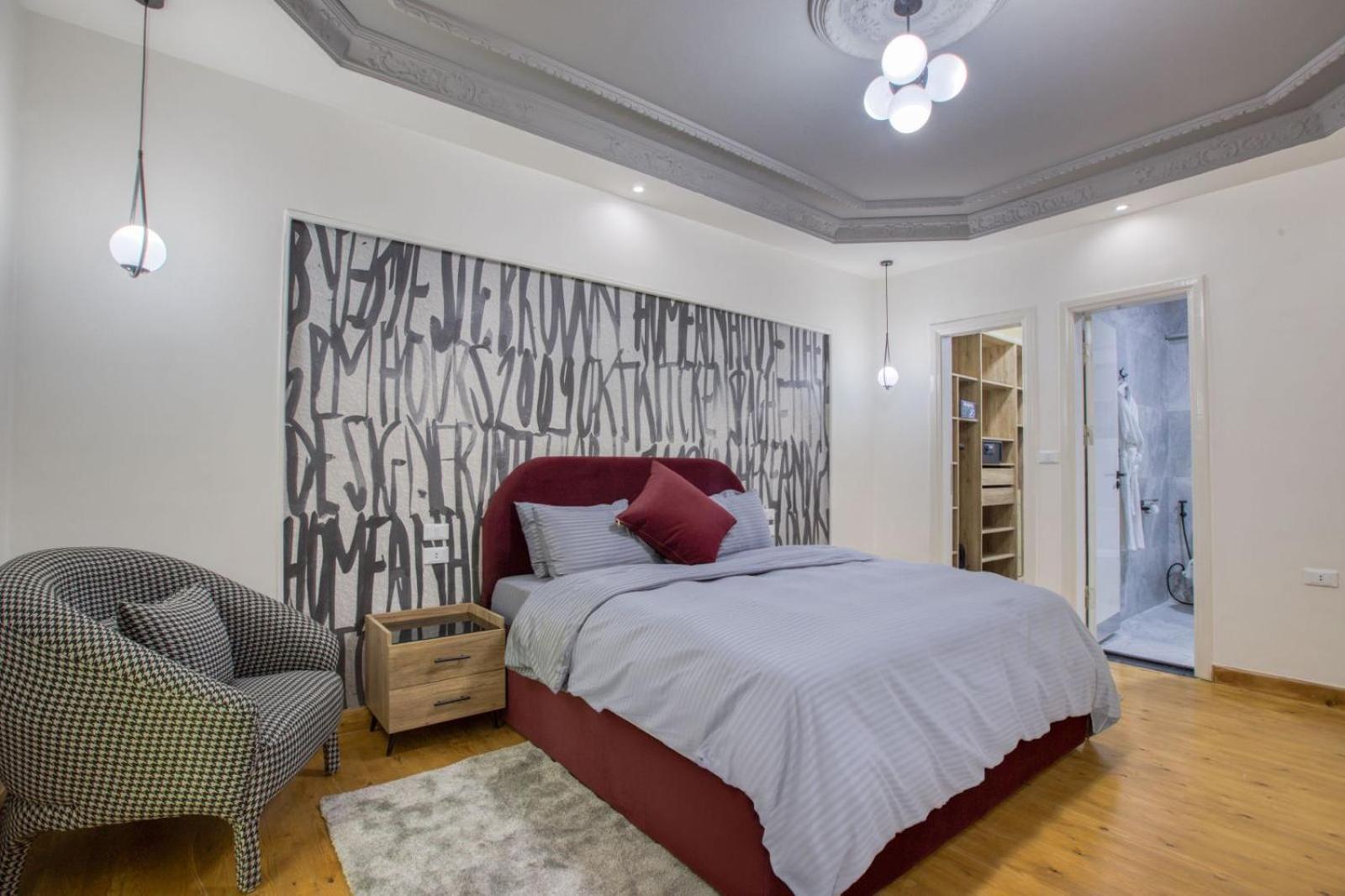 Apartment Stylish In Center